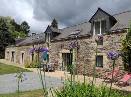 Aux Agapanthes, bed & breakfast a Pluherlin