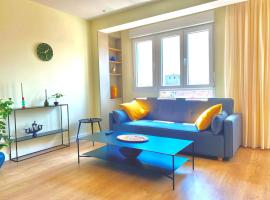 SUITE PLAYA GIJON CENTRO, apartamento nuevo, 5 huéspedes VUT-3622-AS, kæledyrsvenligt hotel i Gijón