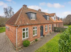 Lovely Home In Sønderborg With Kitchen, hotel in Sønderborg