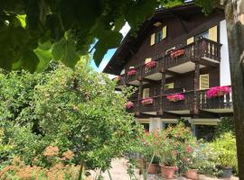 Pension Chalet Andy, hotel a Scena