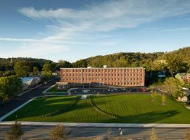 Fairfield Inn & Suites Madison Historic Eagle Cotton Mill, pigus viešbutis mieste Madisonas