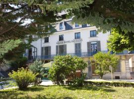 Logis Grand Hôtel Des Bains, Hotel in Salins-les-Bains