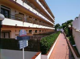 Apartamentos Guitart, hotel em Lloret de Mar