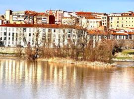 Apartamento La Bien Cercada, povoljni hotel u gradu 'Zamora'