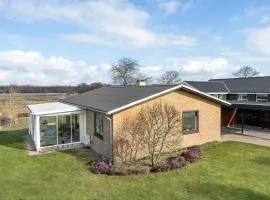 3 Bedroom Beautiful Home In Haderslev