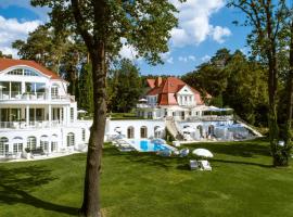 Villa Contessa - Luxury Spa Hotels – hotel w mieście Bad Saarow