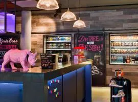 MOXY Frankfurt East