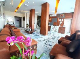 Grand Orchid Hotel Apartment, hotel a Duqm