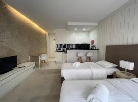 PORTA NOVA Historic Center - Apartments Collection by Perpetual Relax, hotel Bragában