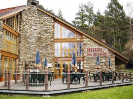 Hotel na Jezeře, hotel u gradu Horni Plana