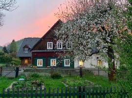 Penzion Na Stodolci, Hotel in Chřibská