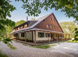 U Šumavských pramenů, hotel u gradu Kašperske Hori