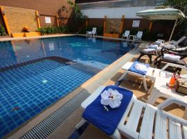 Valhalla Pattaya Hotel, khách sạn ở Bãi biển Jomtien