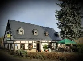 Wirtschaft & Pension Zum Huthaus