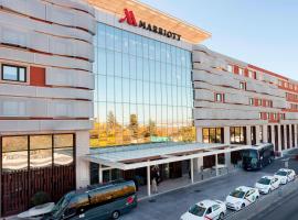 Madrid Marriott Auditorium Hotel & Conference Center, hotel dengan kolam renang di Madrid