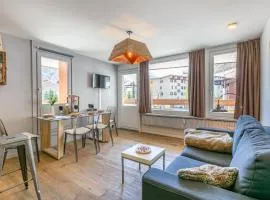 Appartement cosy avec wifi, au cœur de Val-d'Isère, proche des pistes et des commodités - FR-1-694-42