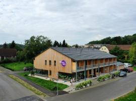 GästeHAUS & HOFladen Familie Öllerer，Sitzenberg的飯店