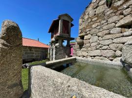 Casa Botica - Gerês Country House, hotel u gradu Terras de Bouro