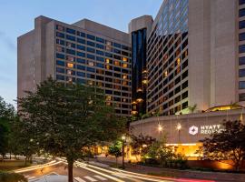 Hyatt Regency Crystal City at Reagan National Airport – hotel w mieście Arlington