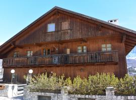 Villa Ronco - Stayincortina, hotel em Cortina dʼAmpezzo