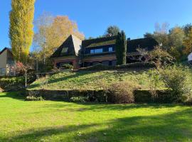 Gîte des Hurlevents, hotel mesra haiwan peliharaan di Bourglinster