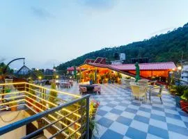 Montrose11 Boutique Hotel I Kasauli I Spa