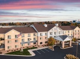 Fairfield Inn & Suites by Marriott Denver Aurora/Medical Center, хотел в Аурора