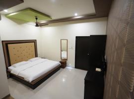 Hotel Ravi Residency, hotel di Nadiad