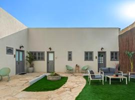 Helios Boutique by La Finca Hotels, hotel sa Beer Sheva