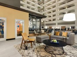 Sheraton Suites Chicago O'Hare โรงแรมในโรสมอนต์