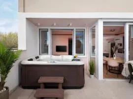 Glow luxury apartment with terrace and jacuzzi