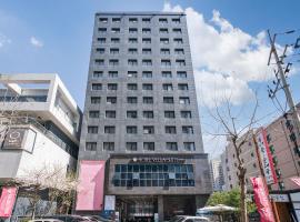 Vella Suite Hotel – hotel w mieście Suwon