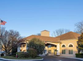 Days Inn & Suites by Wyndham Cherry Hill - Philadelphia, hotel v mestu Cherry Hill