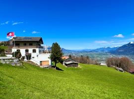 Aparthotel-Almgasthaus Gemsli - A bisal Österreich überm Schweizer Rheintal, hotel a Sevelen