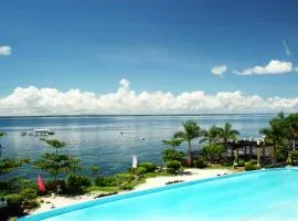 Mactan Island Condo La Mirada Residence , Beach resort , Large 1 bedroom , pools , Ocean views, fast WiFi , Netflix