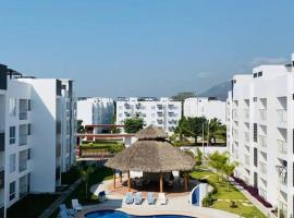 Bonito departamento en planta baja en Manzanillo con Alberca, lemmikloomasõbralik hotell sihtkohas Manzanillo