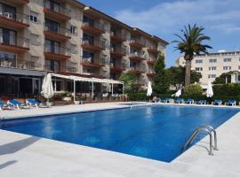 Payet Apartments, hotel u gradu 'L'Estartit'