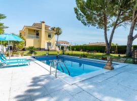 Valencina de la Concepción में, होटल Star's House Sevilla.Con piscina,10 min de Sevilla