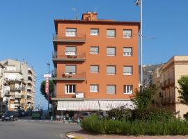 Hostal Zurich, casa de huéspedes en Sant Feliu de Guíxols