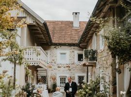 Großkandlerhaus, hotel v mestu Unterdambach