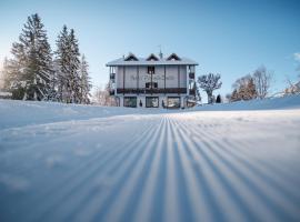 Hotel Piccola Baita, viešbutis mieste Molvenas