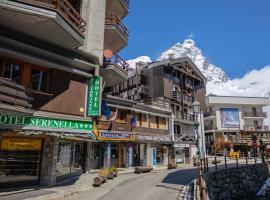 Hotel & Ristorante Serenella, hotel em Breuil-Cervinia