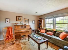 Cozy Lexington Townhome about 3 Mi to UK Campus!