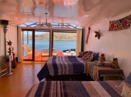 Uros TITIKAKA the Best lodge: Puno'da bir otel