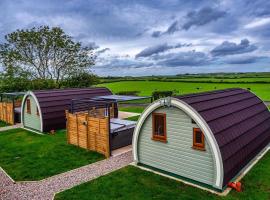 Causeway Country Pods, hótel með jacuzzi-potti í Bushmills