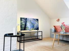 Scandinavian Apartment Hotel - Lunden 1 - Central 3 bedroom apartment on two floors, hotelli kohteessa Horsens