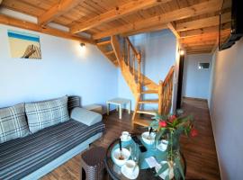 Argo Apartments, hotel in Vasiliki