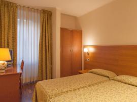 Albergo Trattoria AL TAJ, hotel en Sevegliano