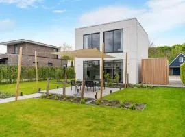 Amazing villa in Zeewolde with terrace