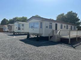 Marsh Farm Holiday Park, holiday park di Great Yarmouth